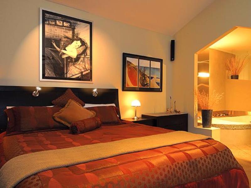 ริเวอร์วิวไรส์รีทรีทส์ Villa แมนนัม ภายนอก รูปภาพ