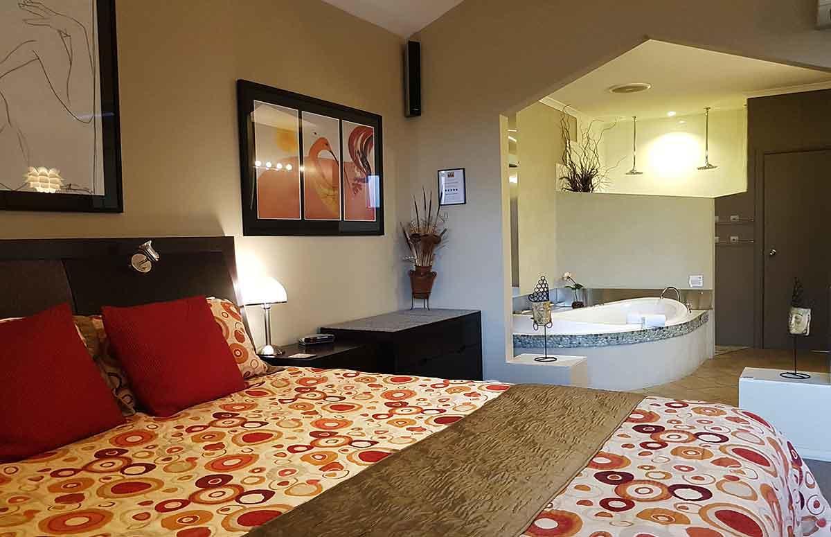 ริเวอร์วิวไรส์รีทรีทส์ Villa แมนนัม ภายนอก รูปภาพ